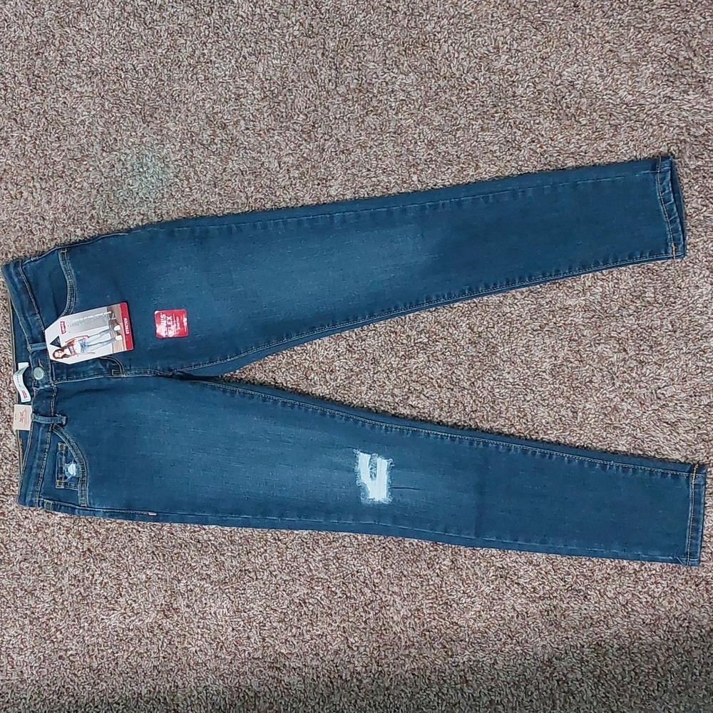 Dark blue jeans